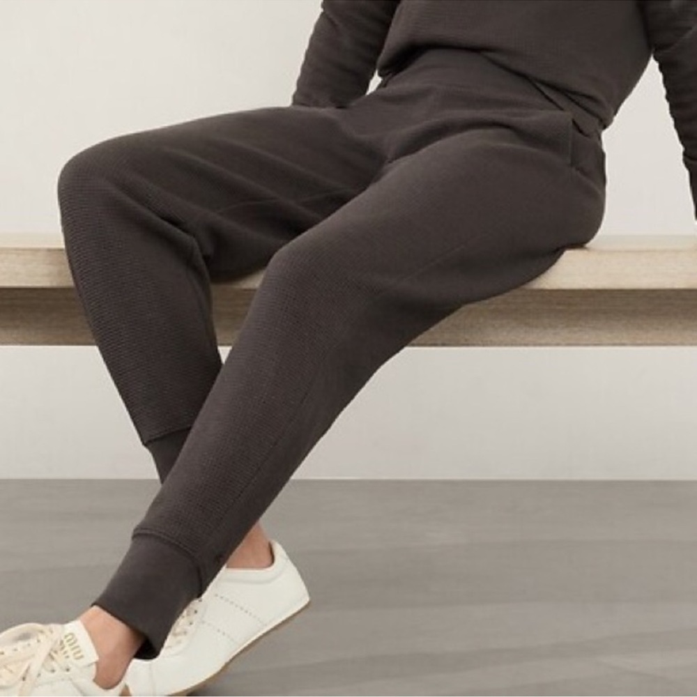 Athleta Coaster Luxe Brown Waffle Jogger Pants Medium